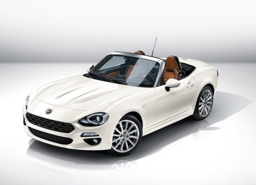 Fiat 124 Spider 2017 (2)