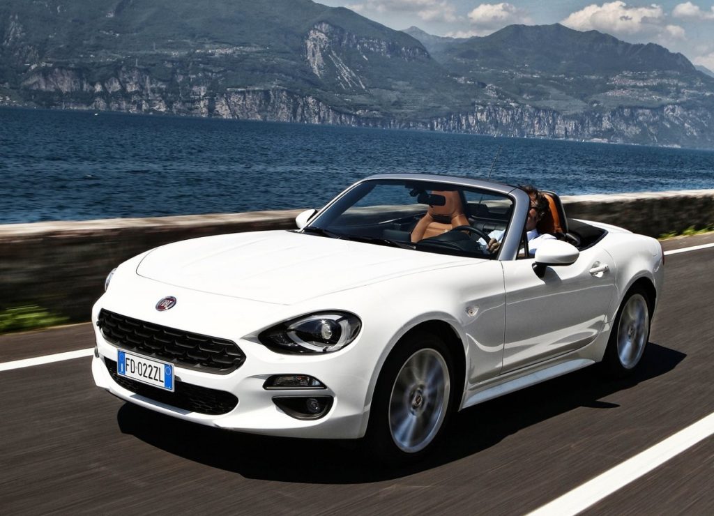 Fiat-124_Spider-2017