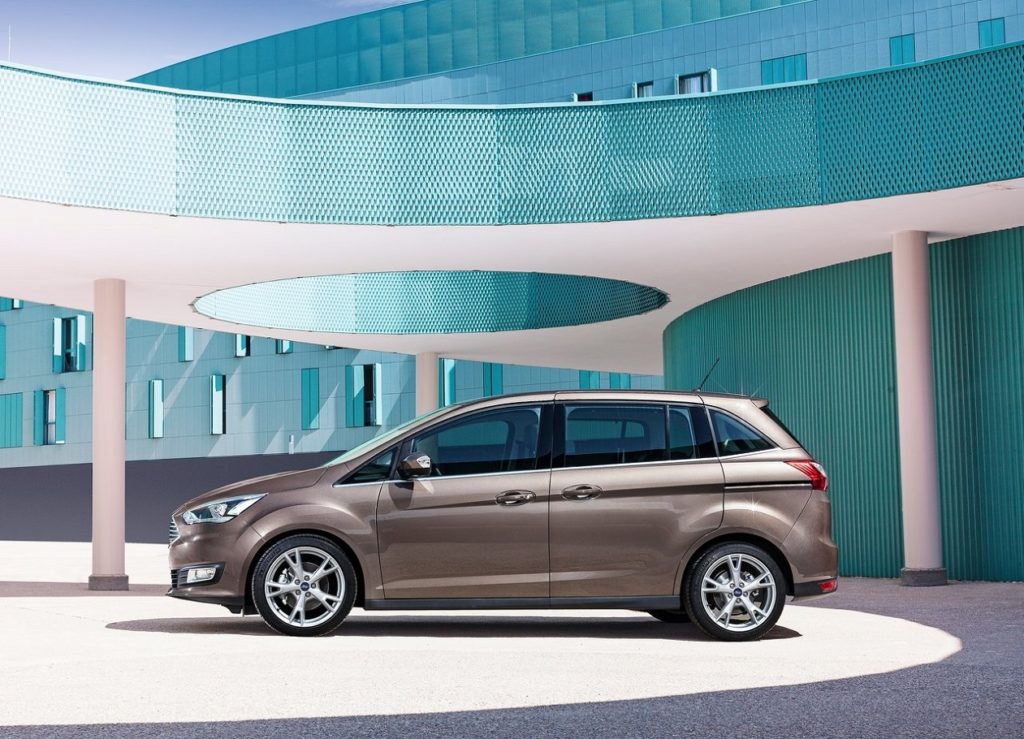 Ford Grand C-Max 2015 (2)