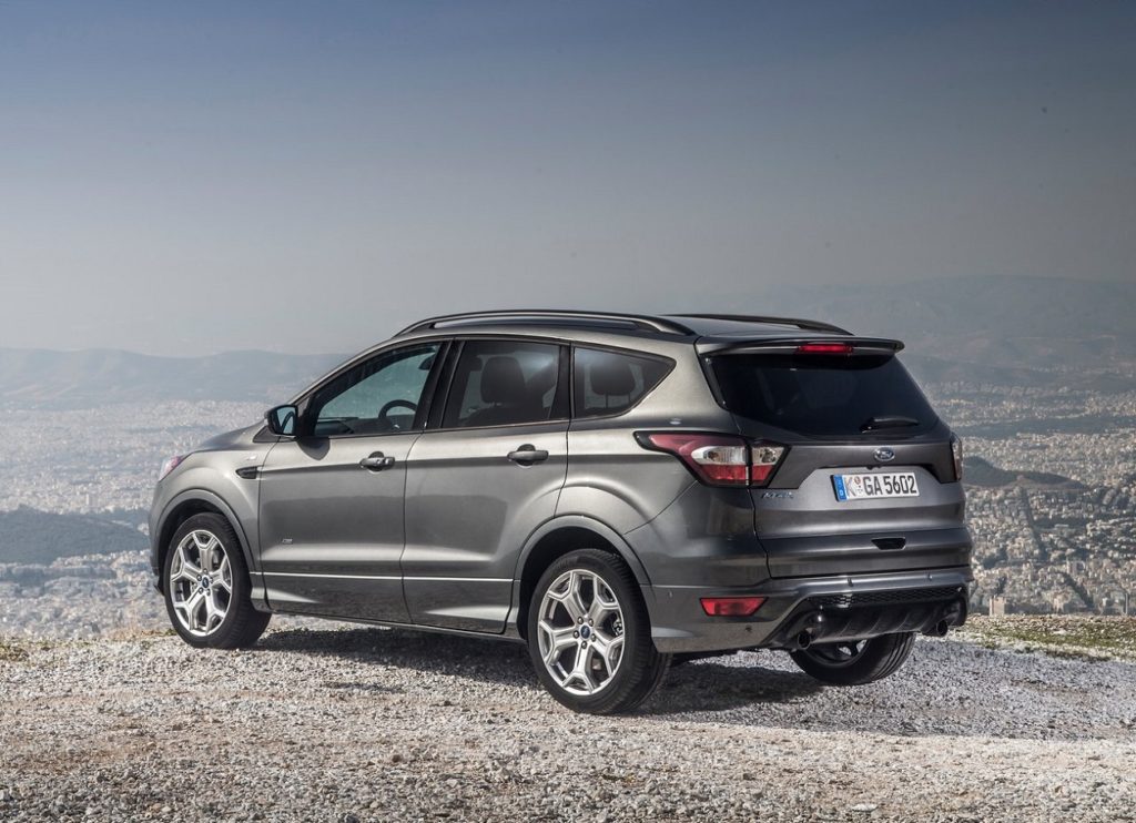 Ford Kuga 2017 (1)