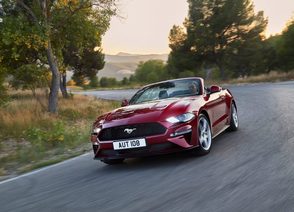 Ford-Mustang_Convertible_EU-Version-2018