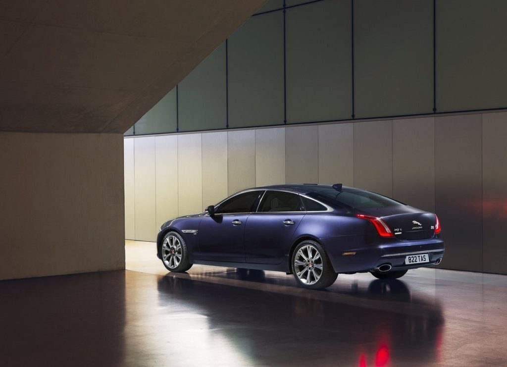 Jaguar XJ L 2016 (1)