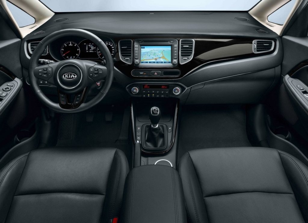 Kia Carens 2013 (1)
