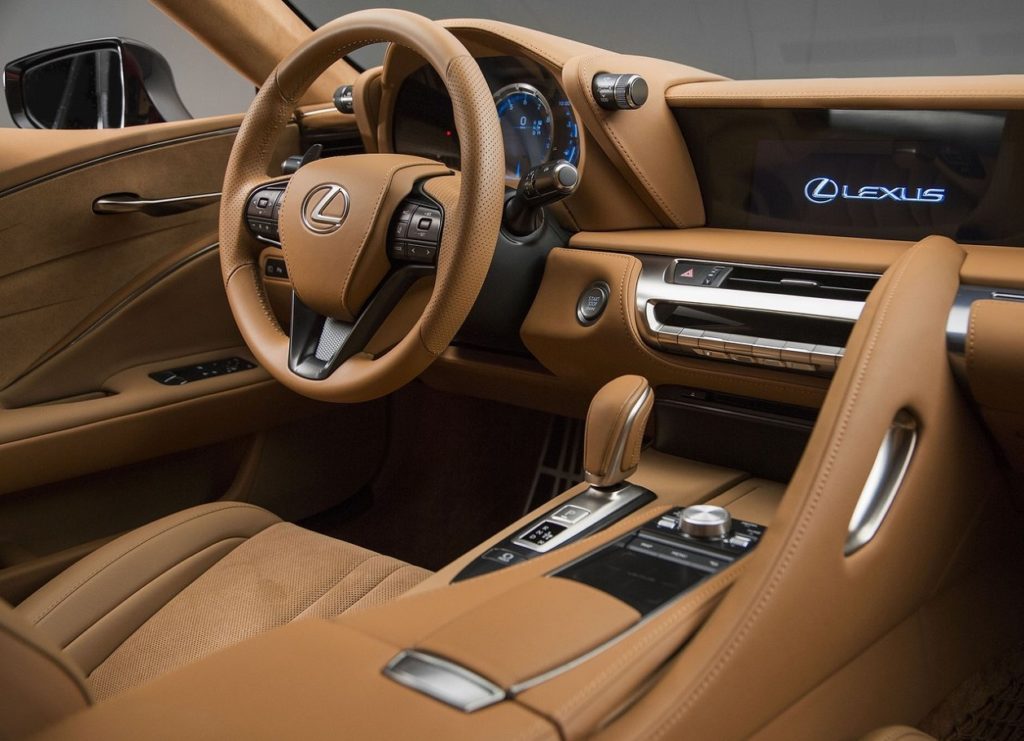 Lexus LC 2017 (4)