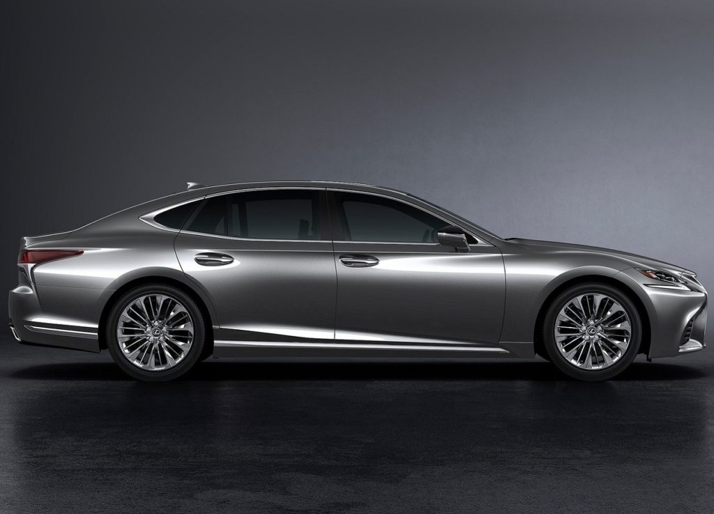 Lexus LS 2018 (3)