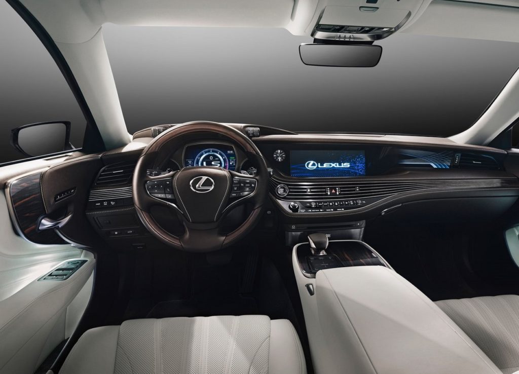 Lexus LS 2018 (4)