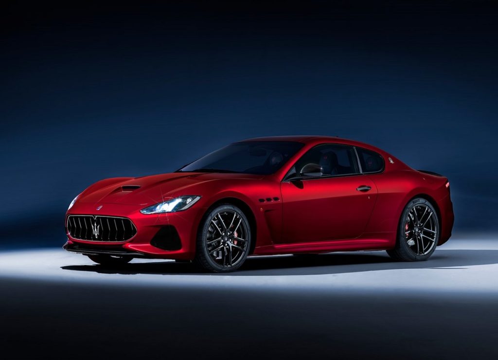 Maserati GranTurismo 2018 (2)