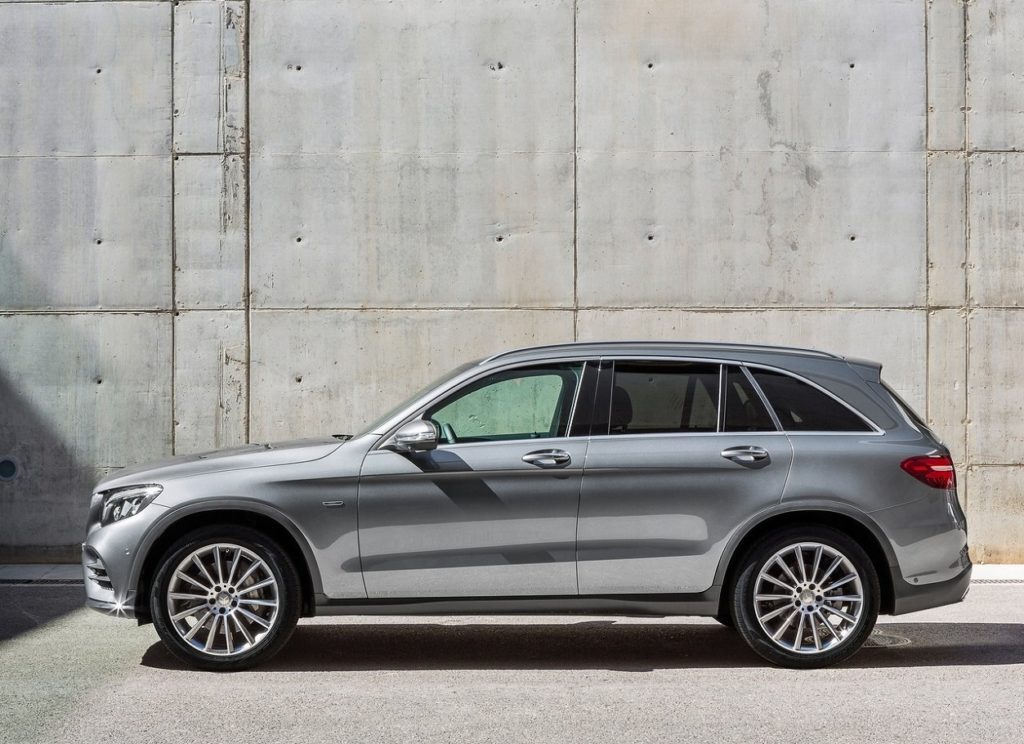 Mercedes-Benz GLC 2016 (1)
