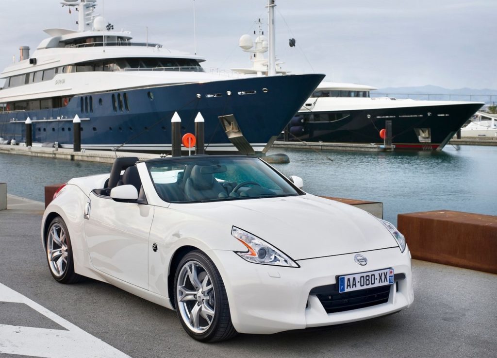 Nissan-370Z_Roadster-2011