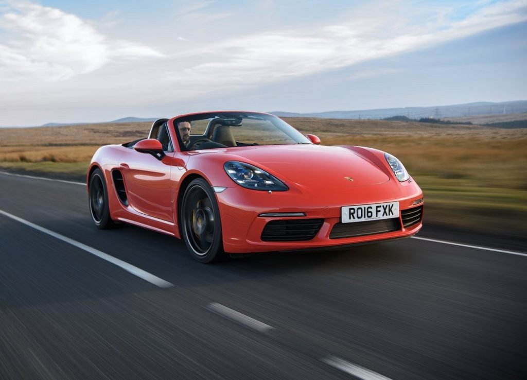 Porsche-718_Boxster-2017