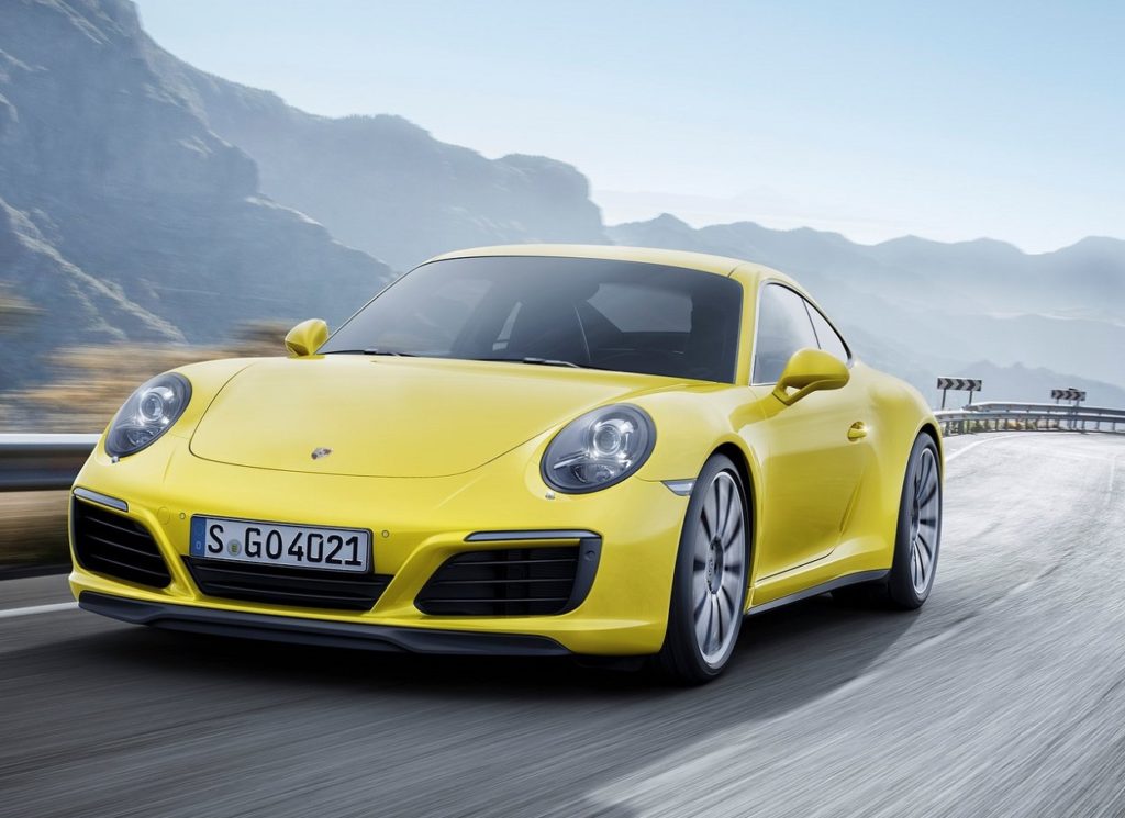 Porsche-911_Carrera_4-2016