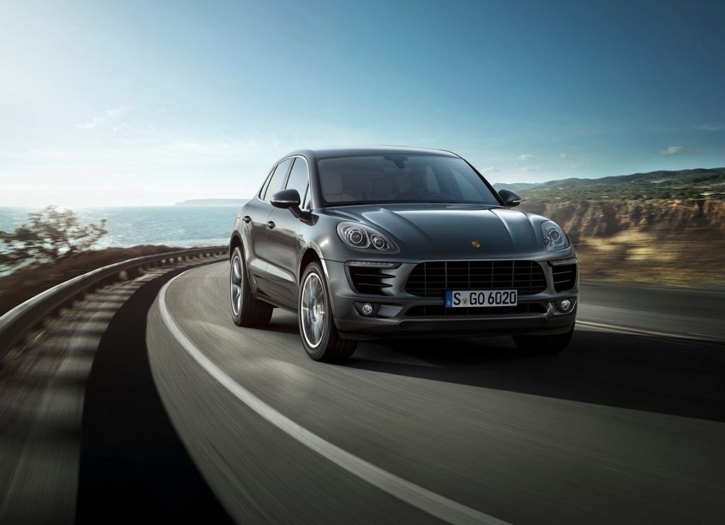 Porsche-Macan-2015