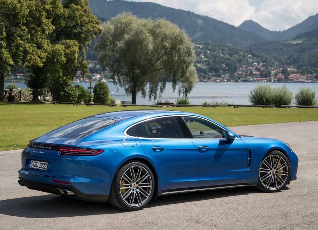 Porsche Panamera 2017 (1)