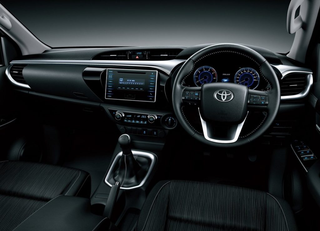 Toyota Hilux 2016 (3)