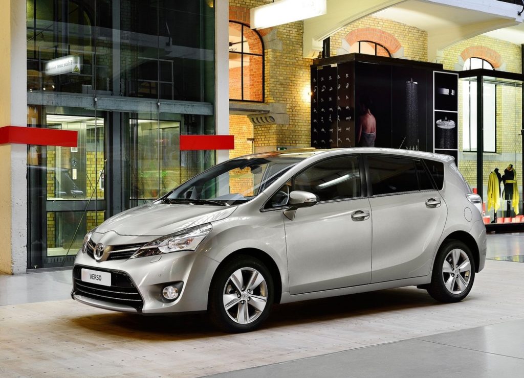Toyota Verso 2014 (2)