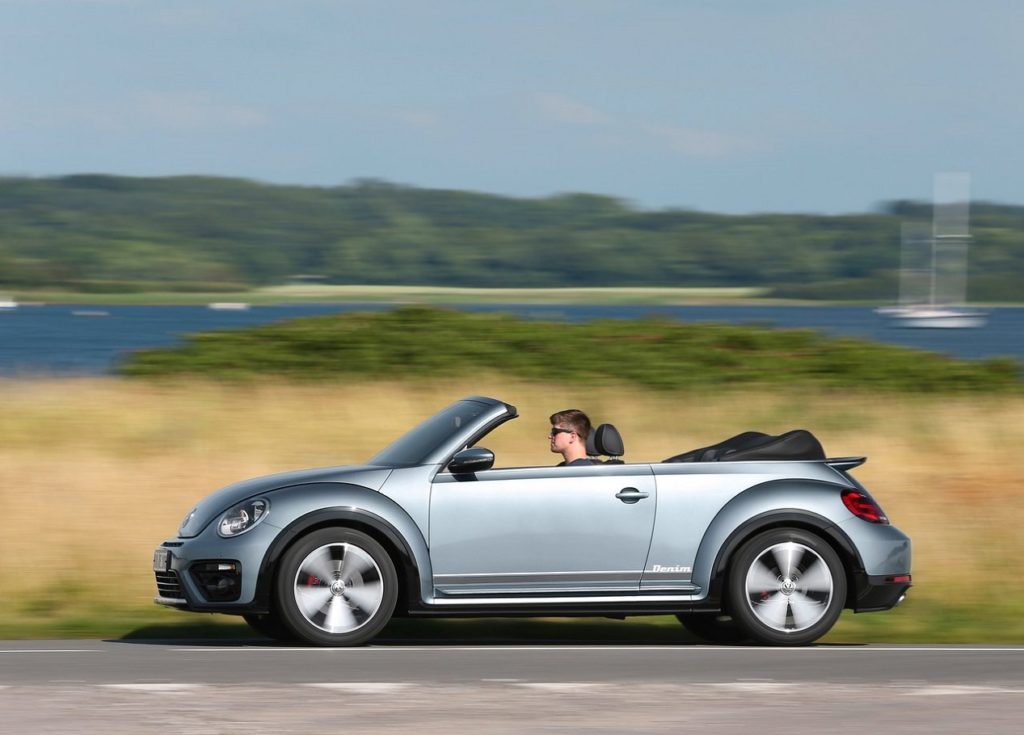 VW Beetle Carbiolet 2017 (1)