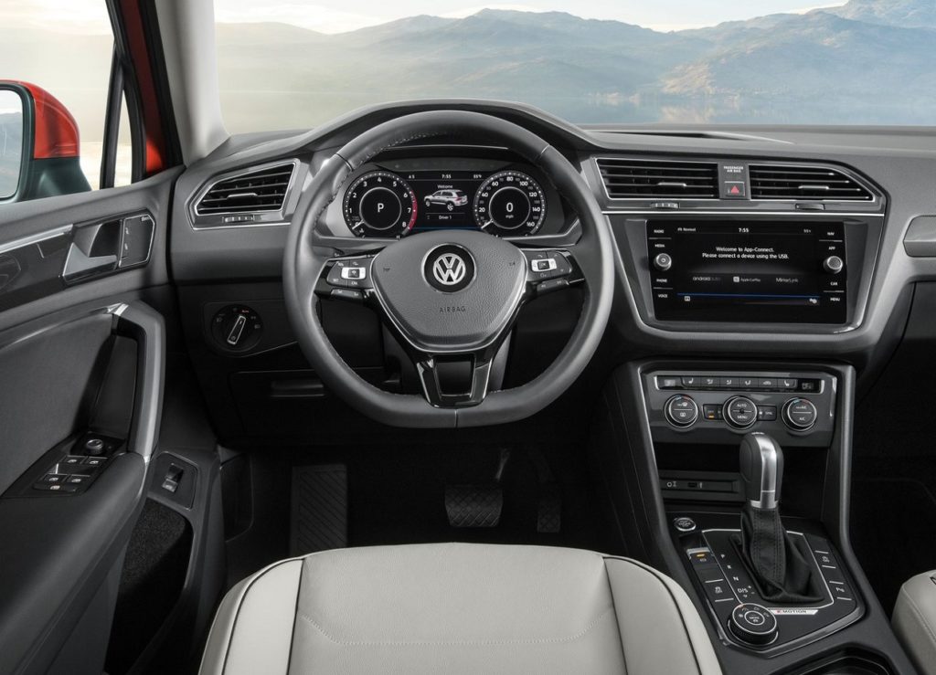 VW Tiguan Allspace 2018 (2)