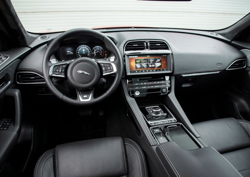 f-pace (3)