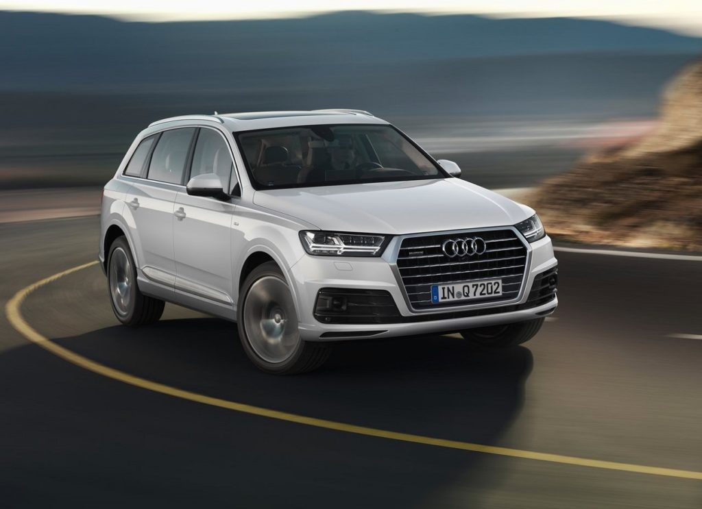 Audi-Q7-2016-