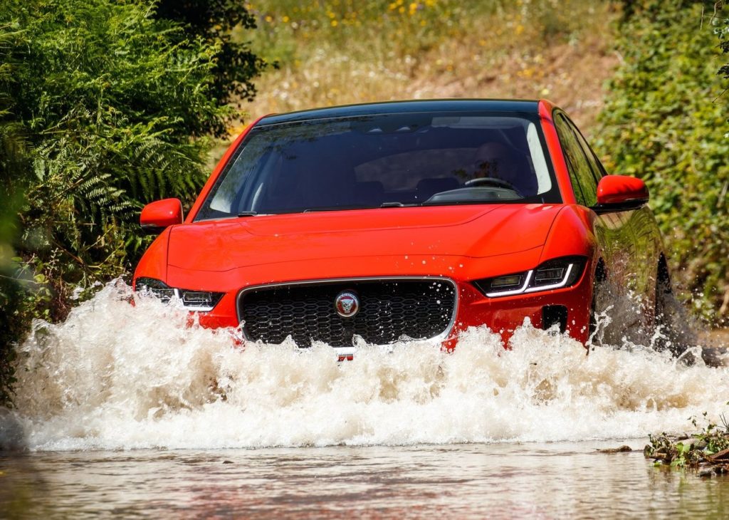 Jaguar I-Pace (9)
