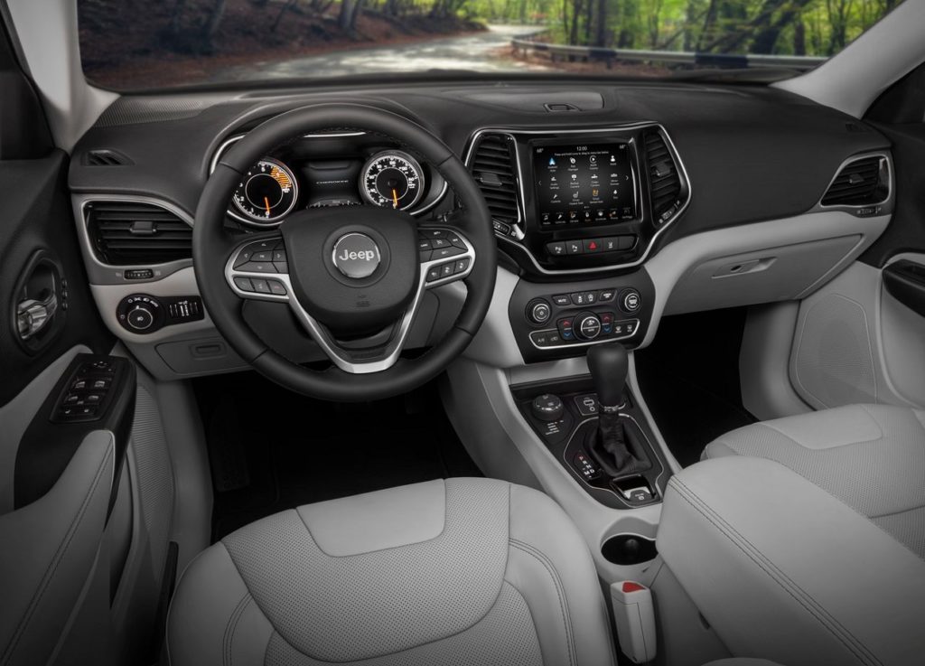 Jeep Cherokee 2019 (3)