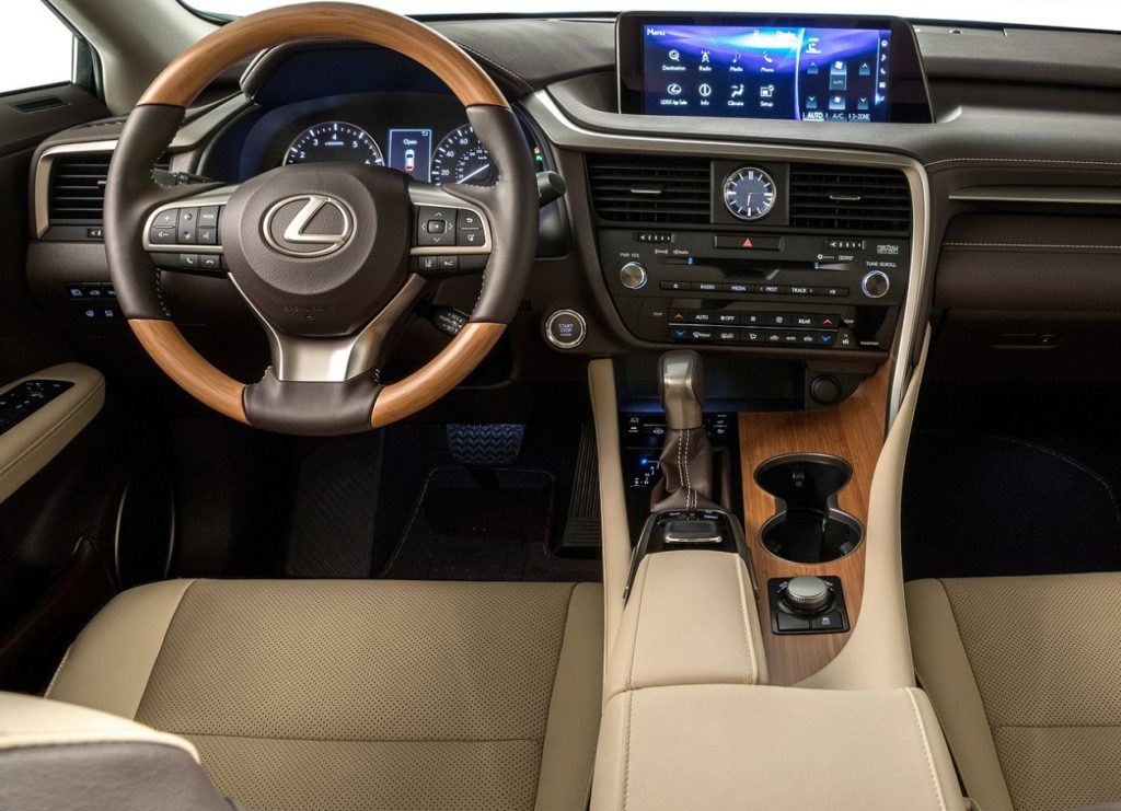 Lexus RX L 2018 (1)