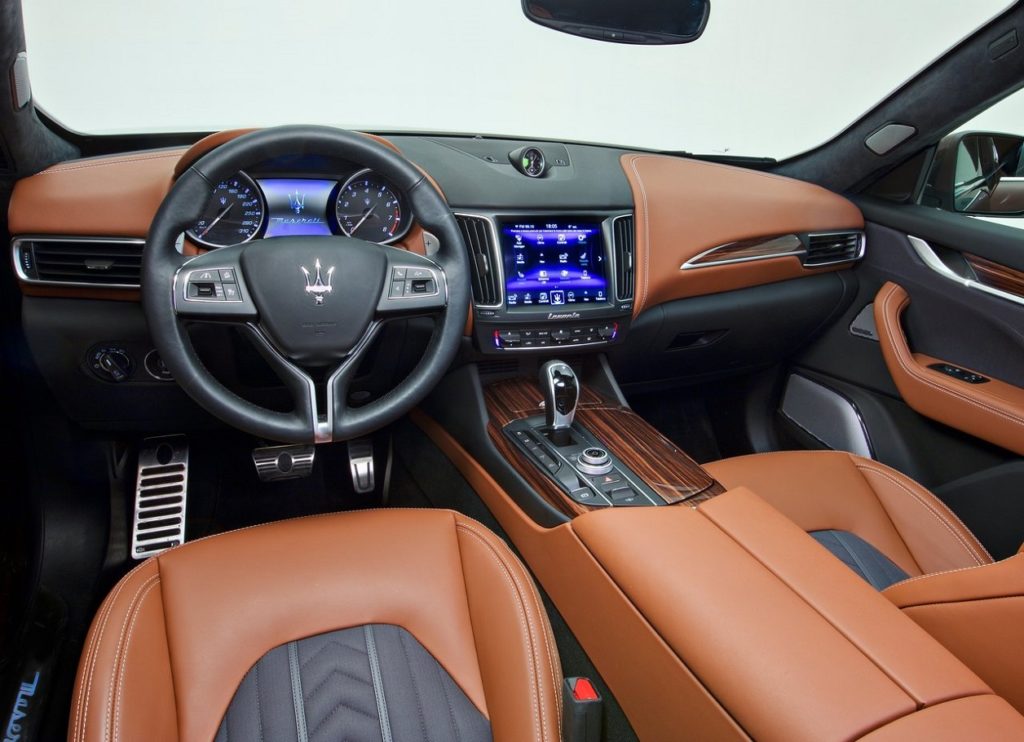 Maserati Levante 2017 (4)
