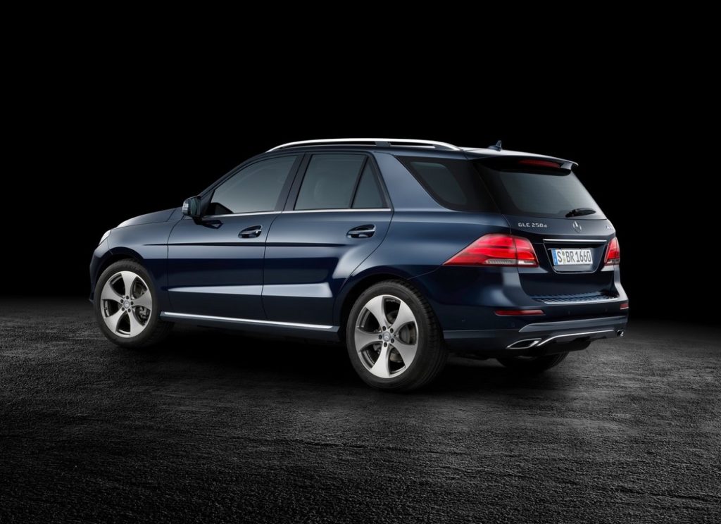 Mercedes-Benz GLE 2016 (4)