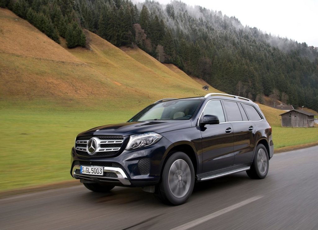 Mercedes-Benz-GLS-2017