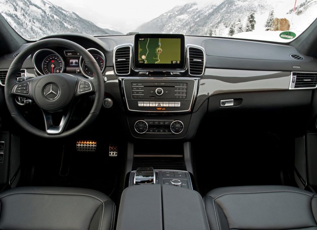 Mercedes-Benz GLS 2017 (3)