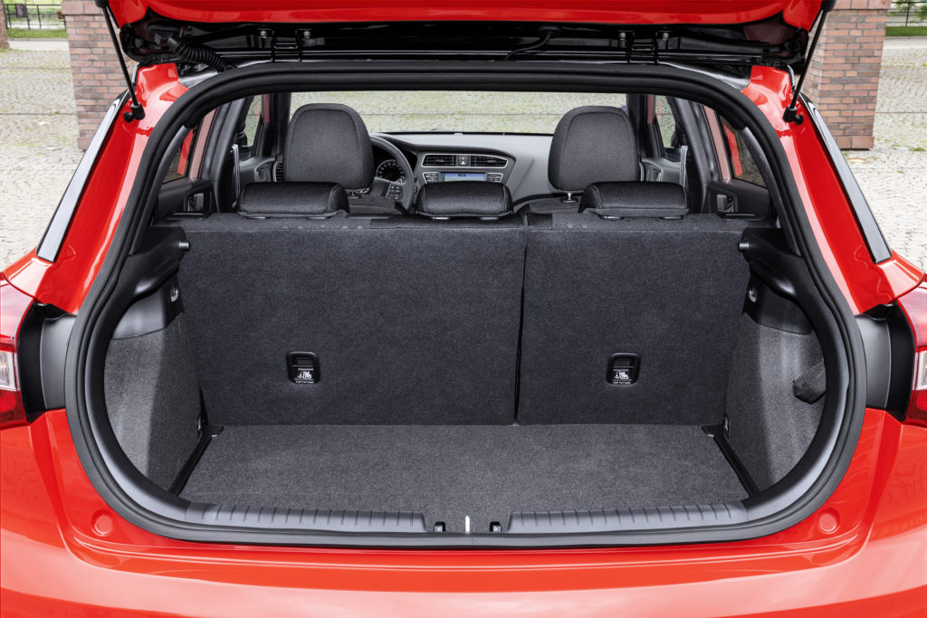 New Hyundai i20 Boot (1)