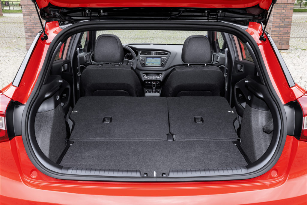 New Hyundai i20 Boot (2)