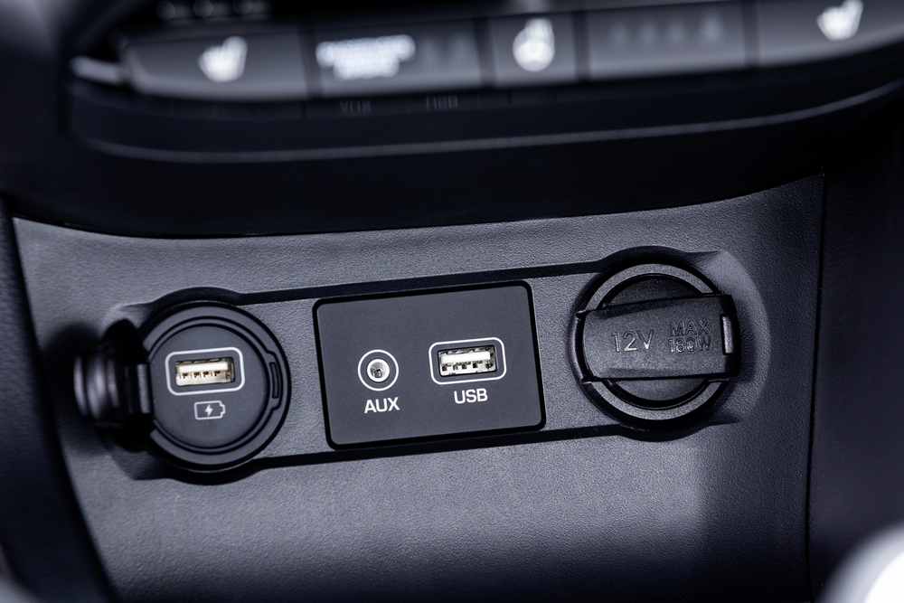 New Hyundai i20 USB charger