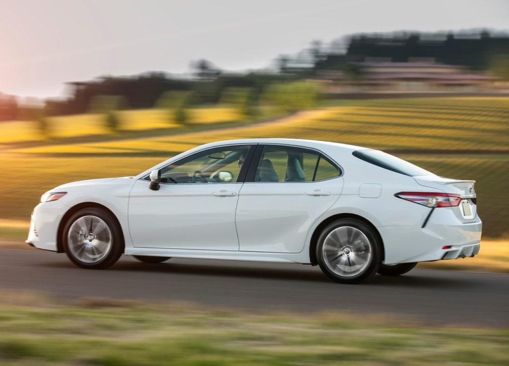 Toyota Camry (5)