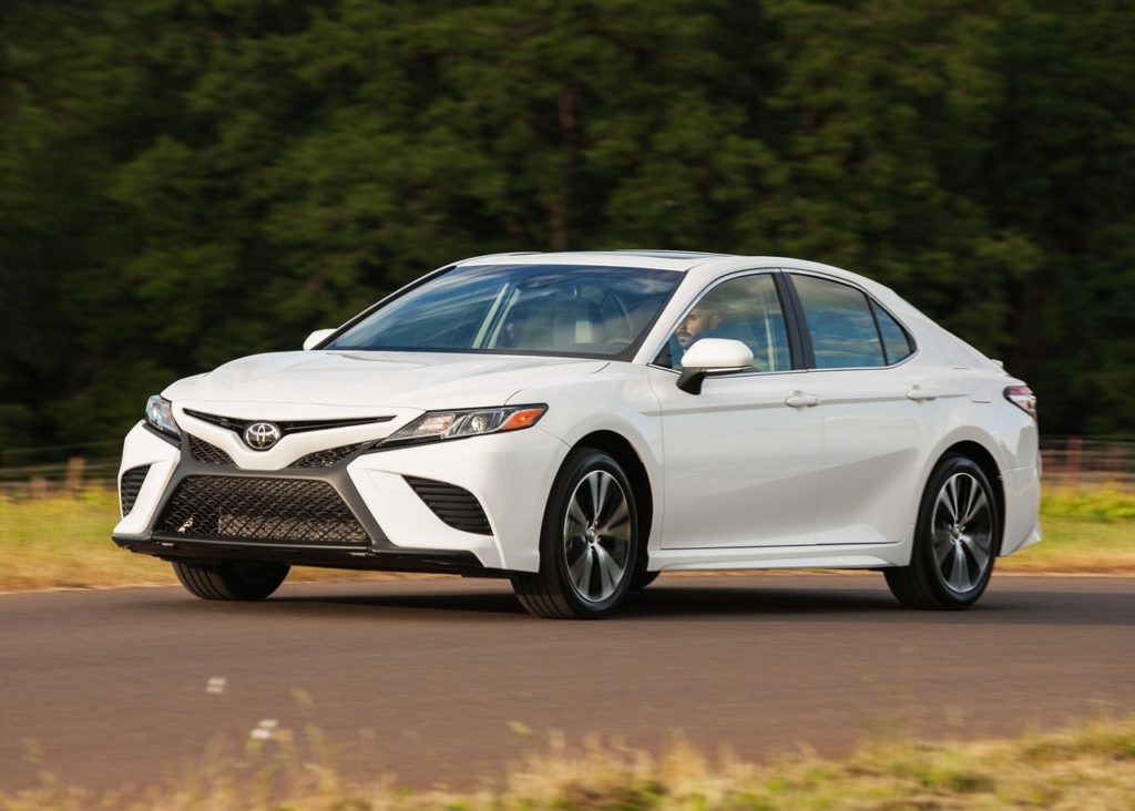 Toyota Camry (8)
