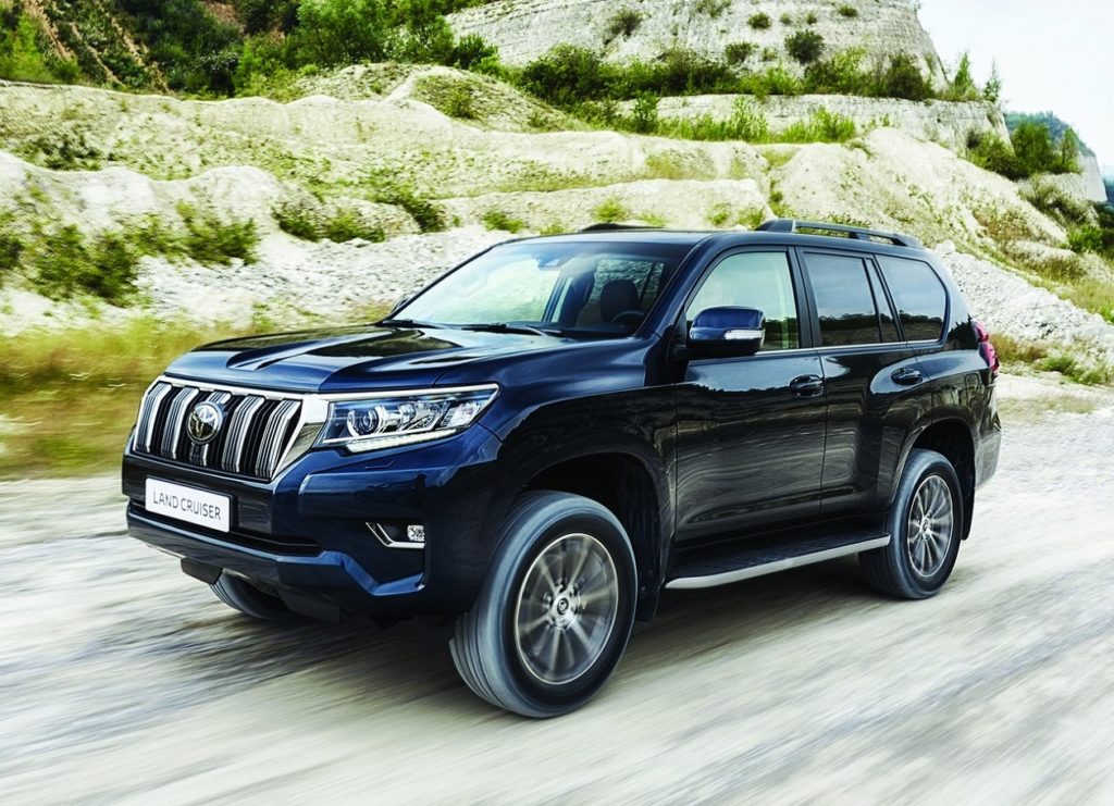 Toyota-Land_Cruiser-2018