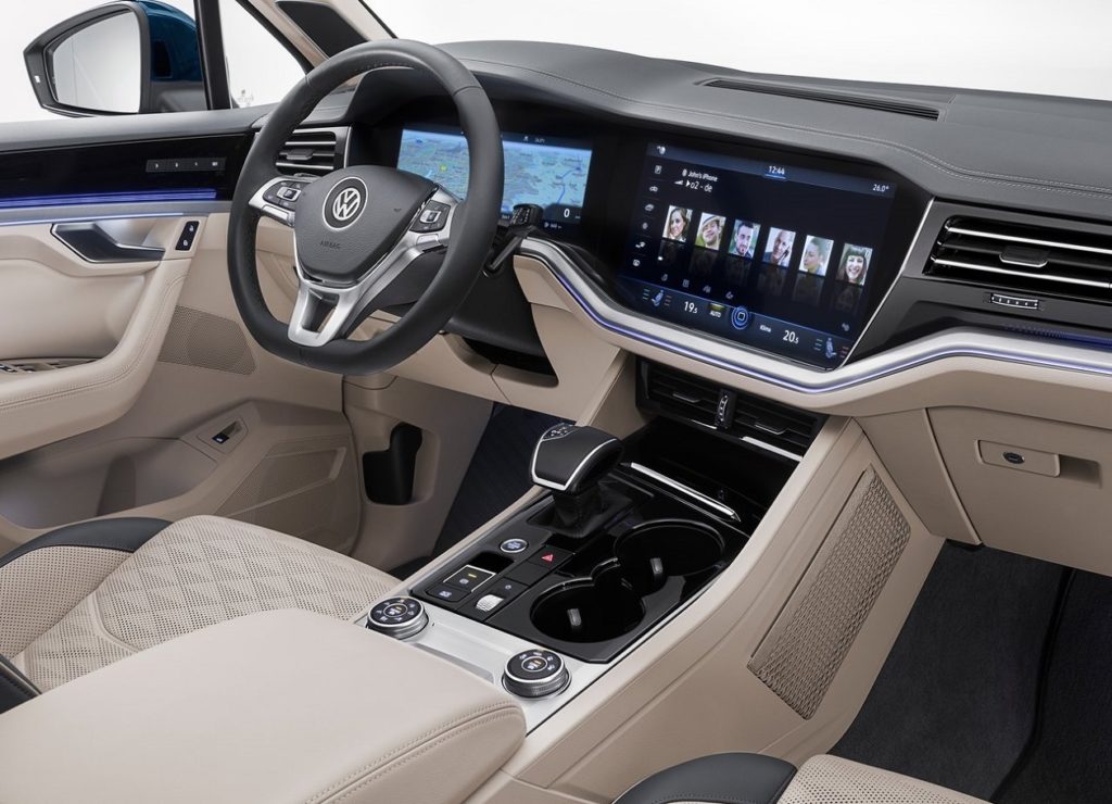 VW Touareg 2019 (2)