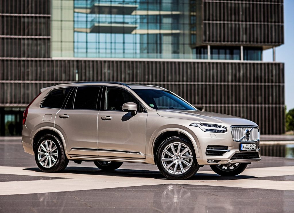 Volvo-XC90-2015