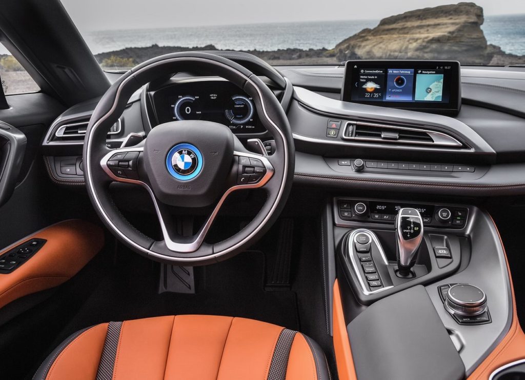 i8 Roadster 2019 (1)