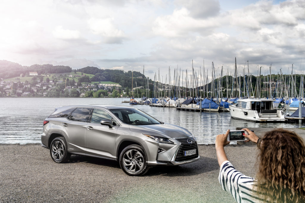lexus-rx450hl-082