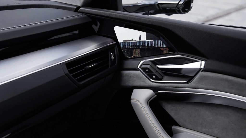 Audi e-Tron (17)