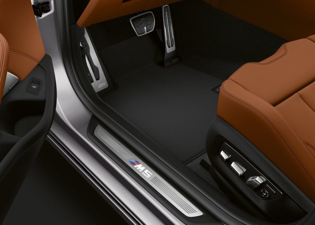 BMW M5 Competition (9)