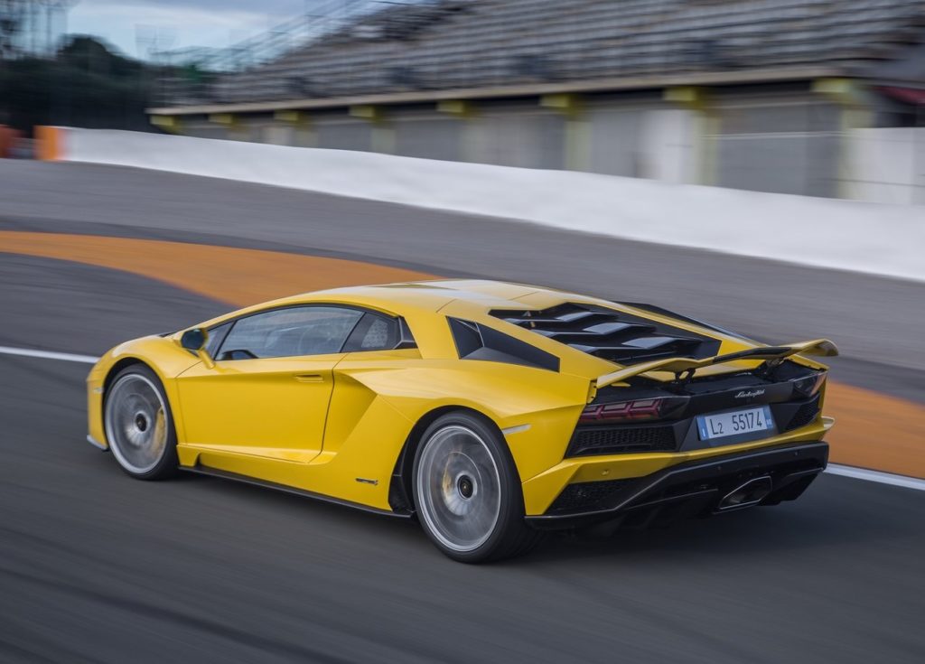 Lamborghini Aventador S 2017 (5)