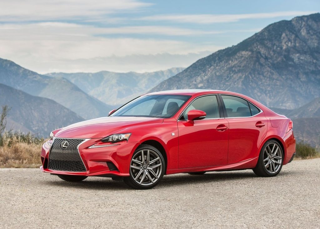 Lexus IS F Sport 2016 (2)