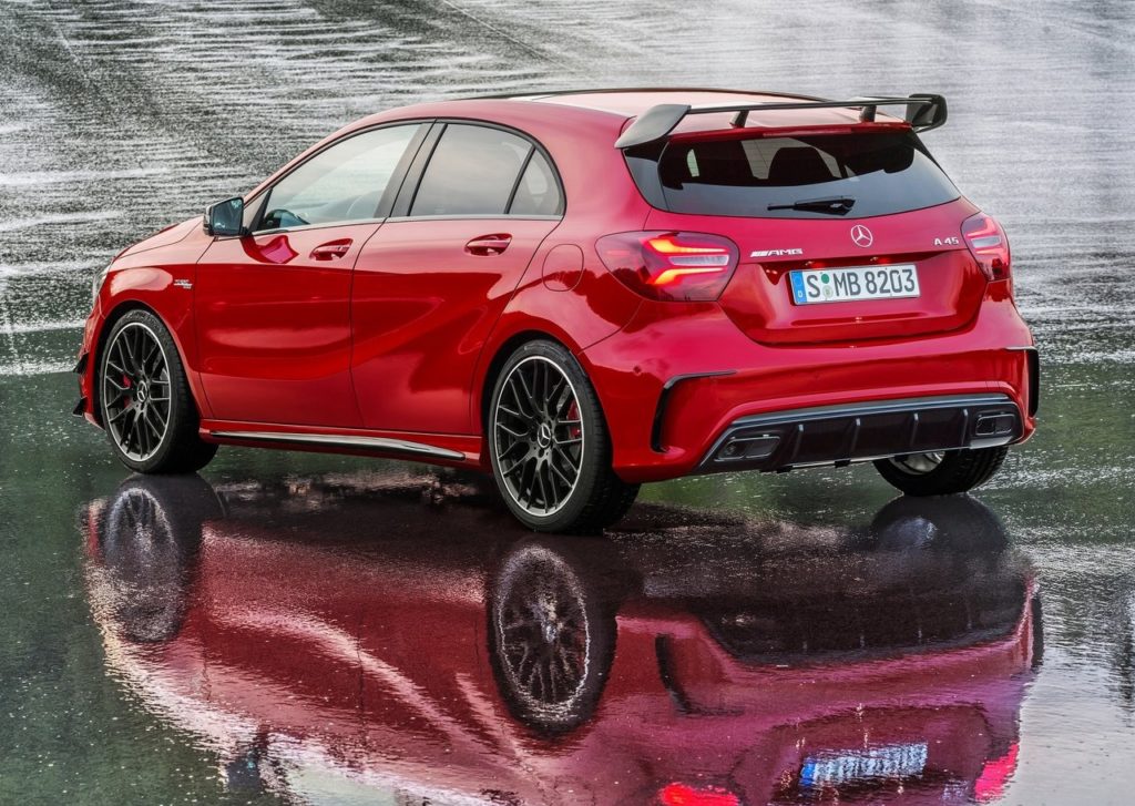 Mercedes-Benz A45 AMG 2016 (2)