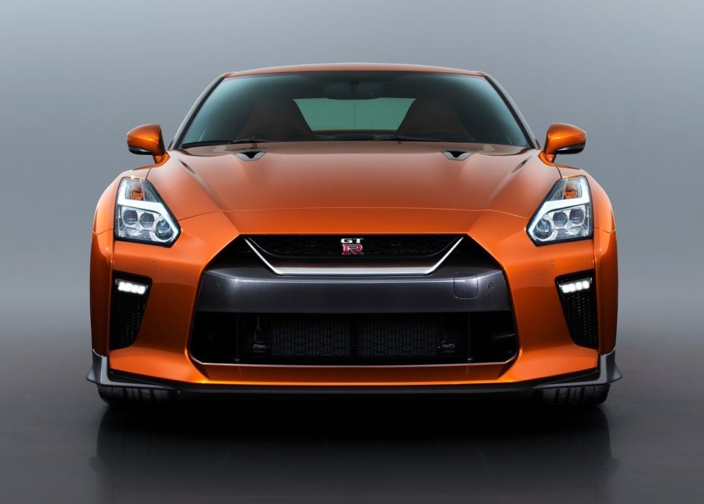 Nissan GT-R 2017 (7)