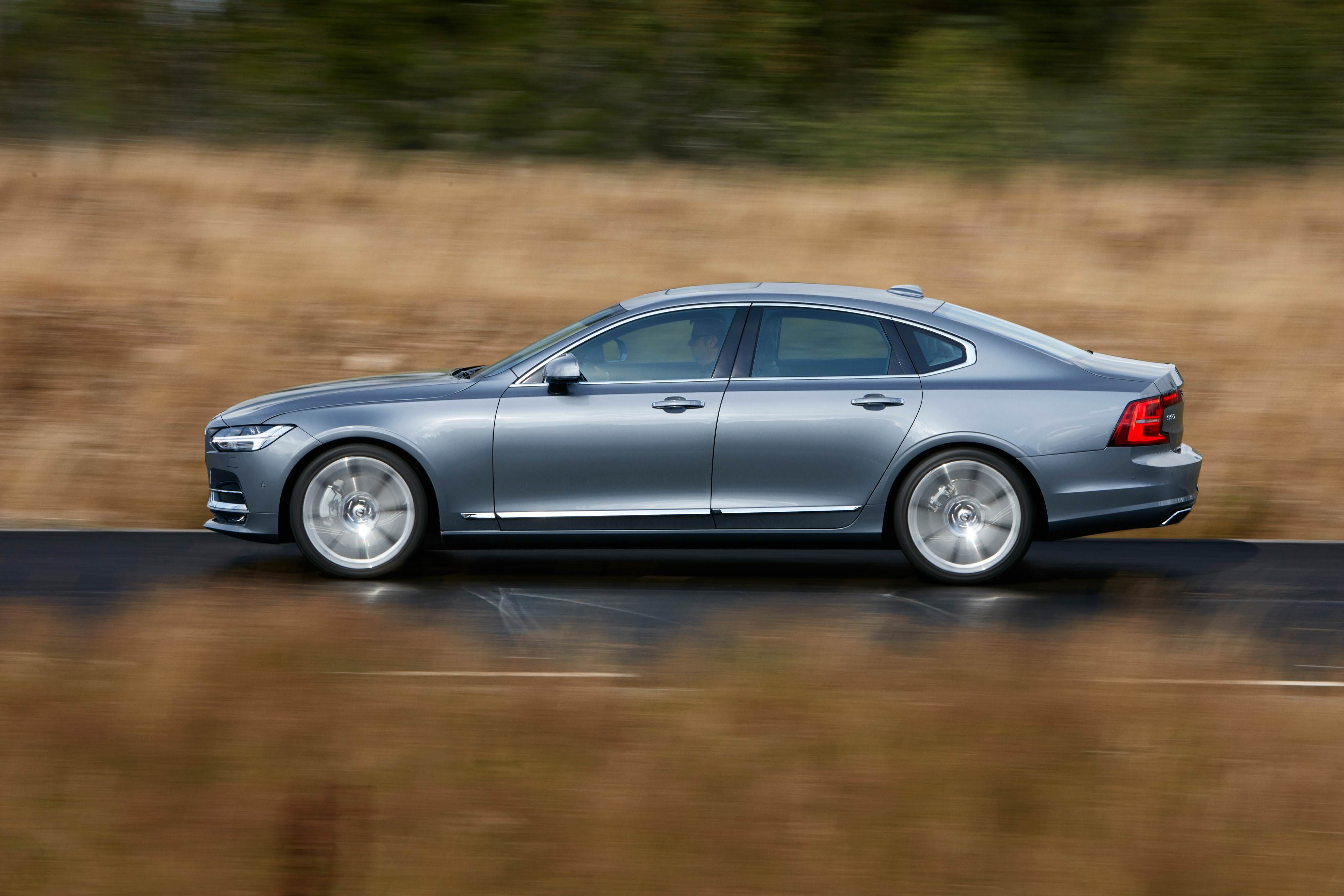 Volvo s90 t8