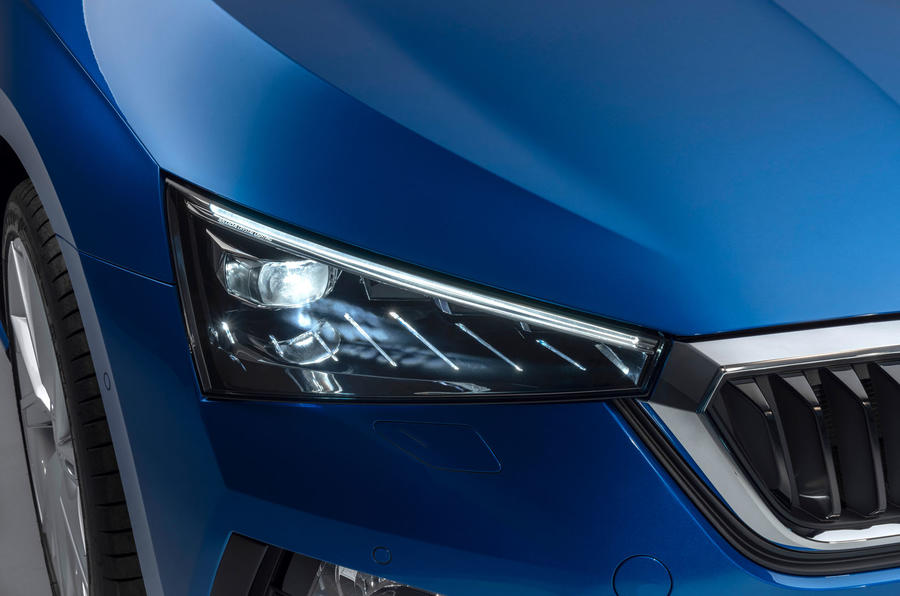 95-skoda-scala-official-reveal-studio-headlights