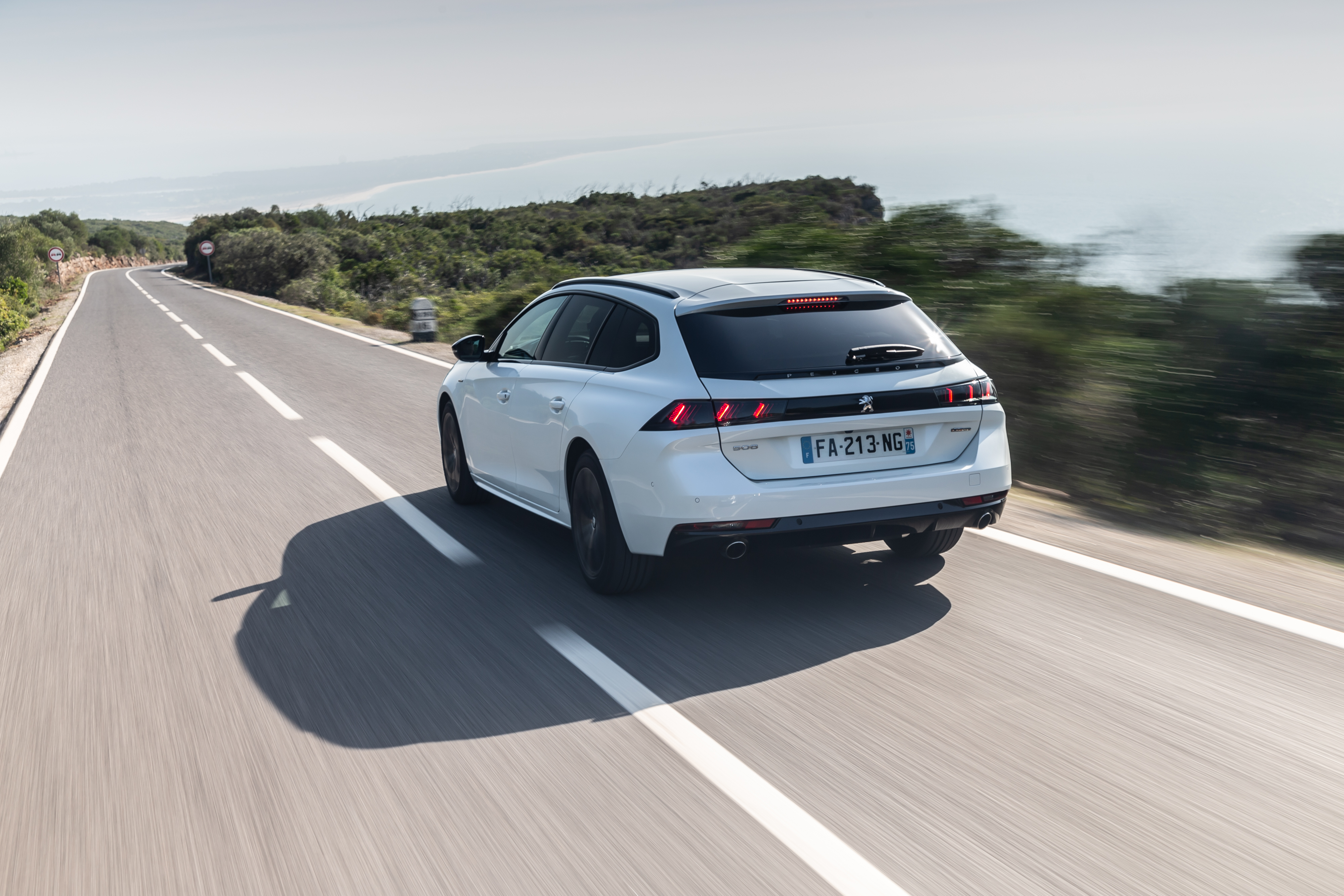 PEUGEOT_508SW_TESTDRIVE_1118TC-111