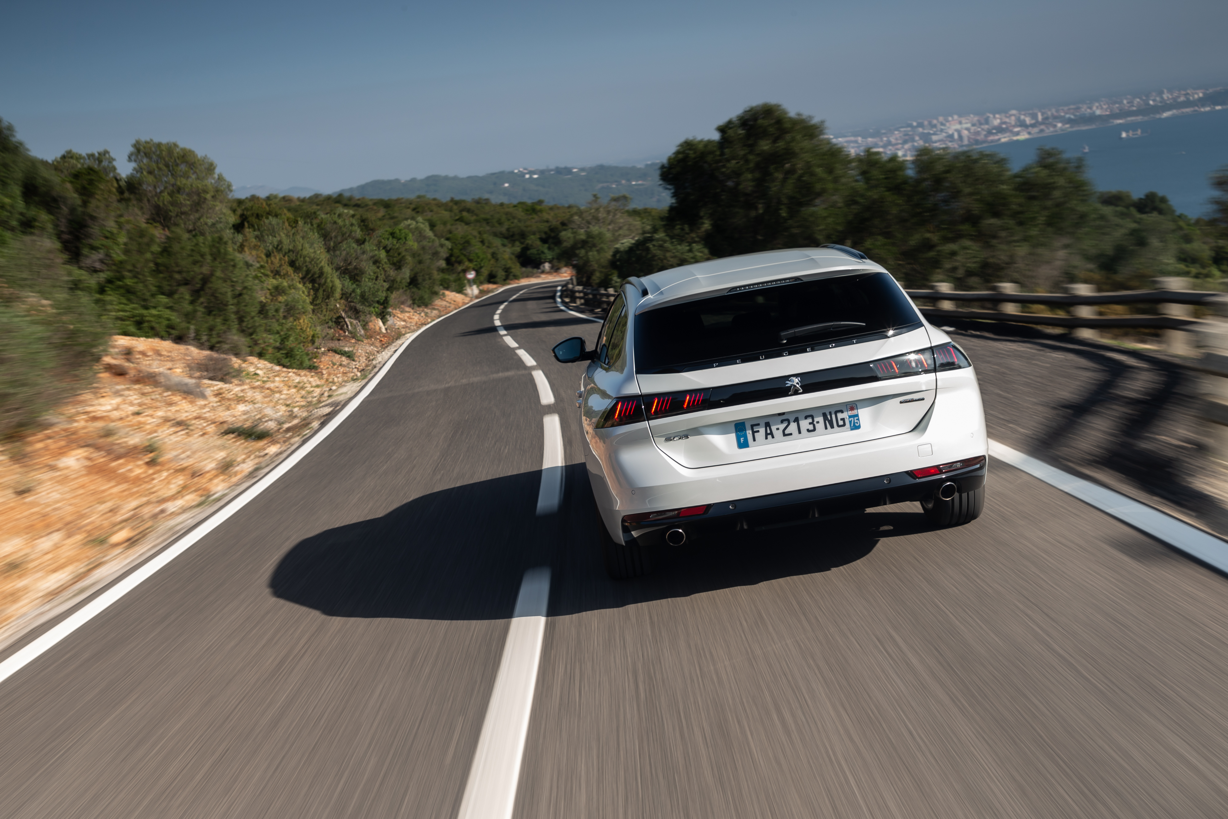 PEUGEOT_508SW_TESTDRIVE_1118TC-113